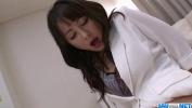 सेक्सी वीडियो Asian nurse Ayumi Iwasa devours cock between her hands Mp4